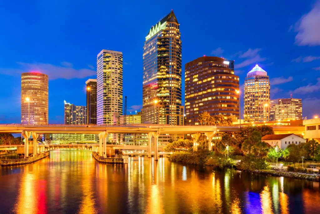 17 Reasons Not to Move to Tampa, Florida (Voted by the locals ...